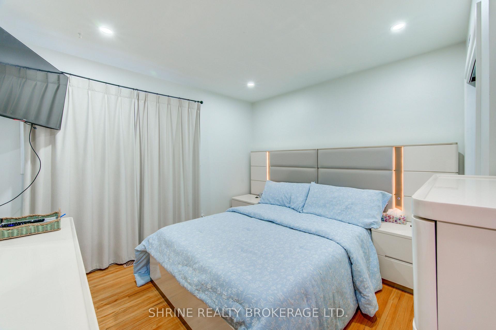 Photo 32 of 1168 Sorrell Road, London, East D — HOMEH
