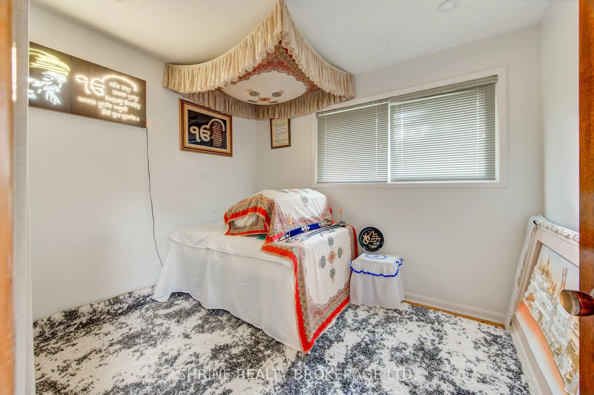 Photo 29 of 1168 Sorrell Road, London, East D — HOMEH