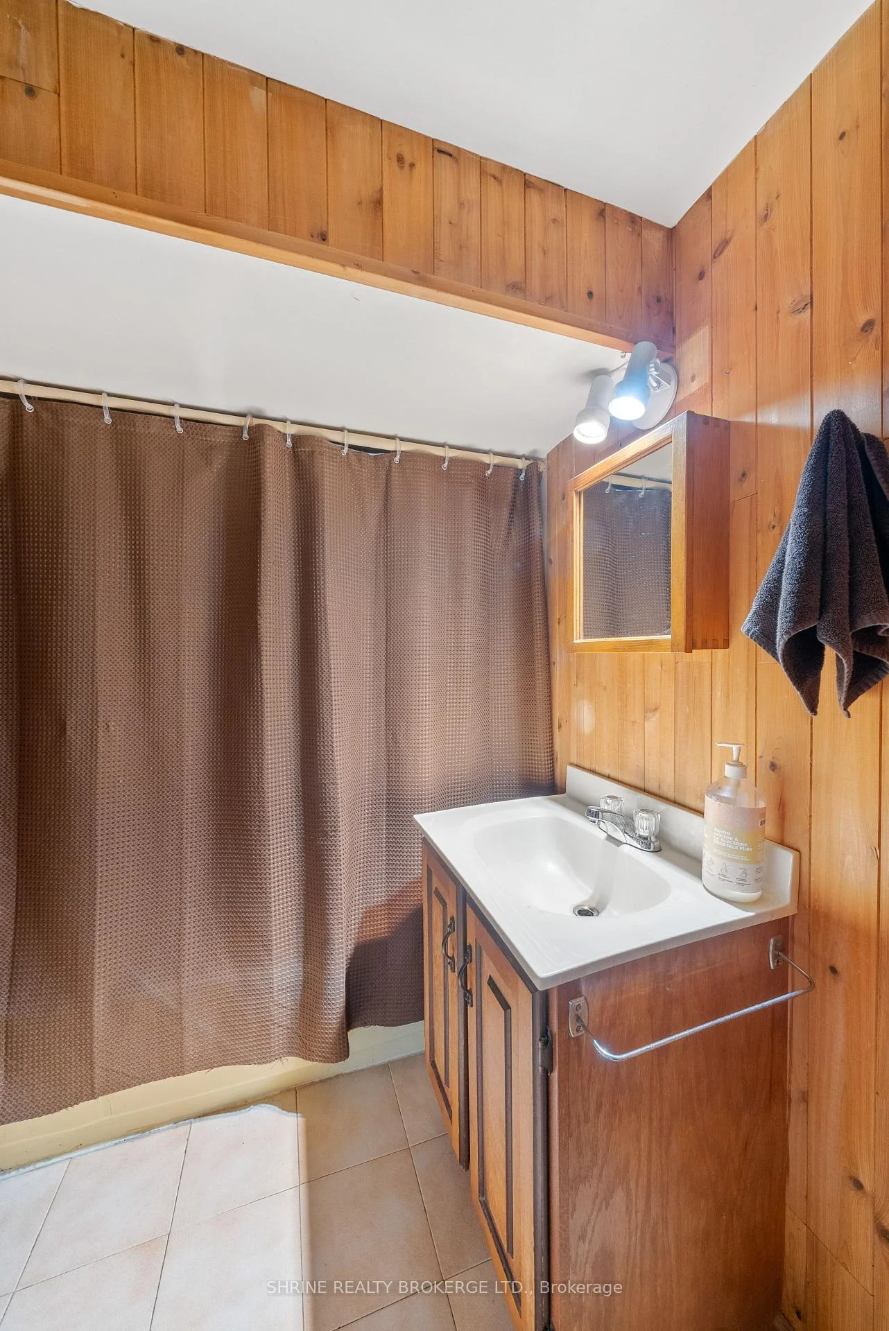 Photo 75 of 1168 Sorrell Road, London, East D — HOMEH