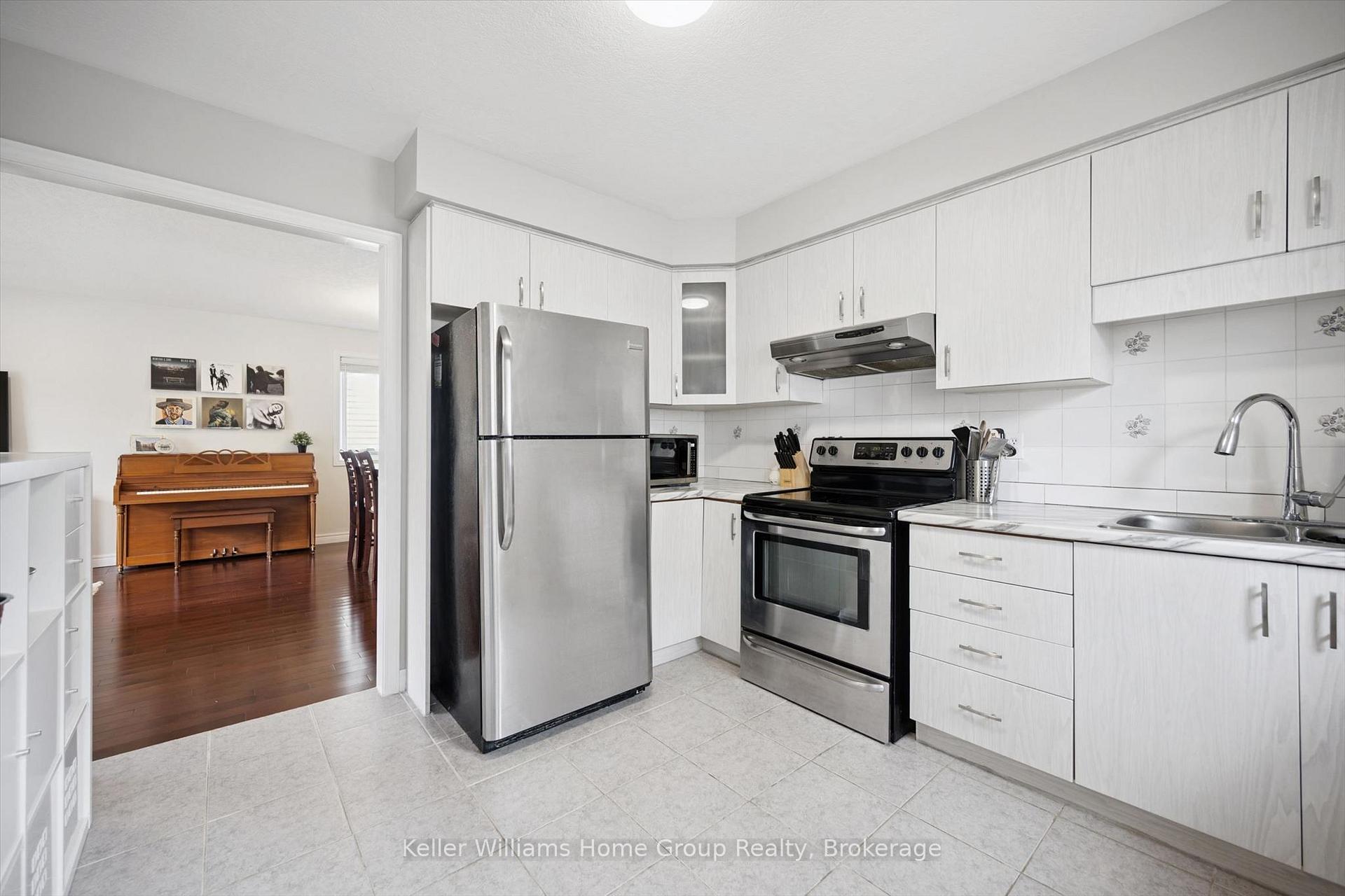 Photo 14 of 177 Eastforest Trail, Kitchener, Highland West — HOMEH