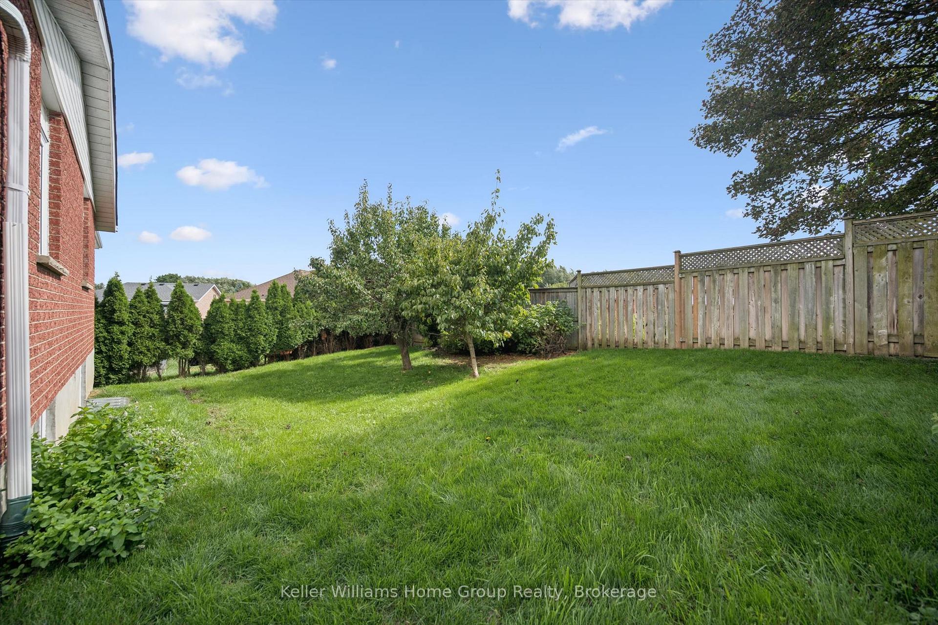 Photo 39 of 177 Eastforest Trail, Kitchener, Highland West — HOMEH