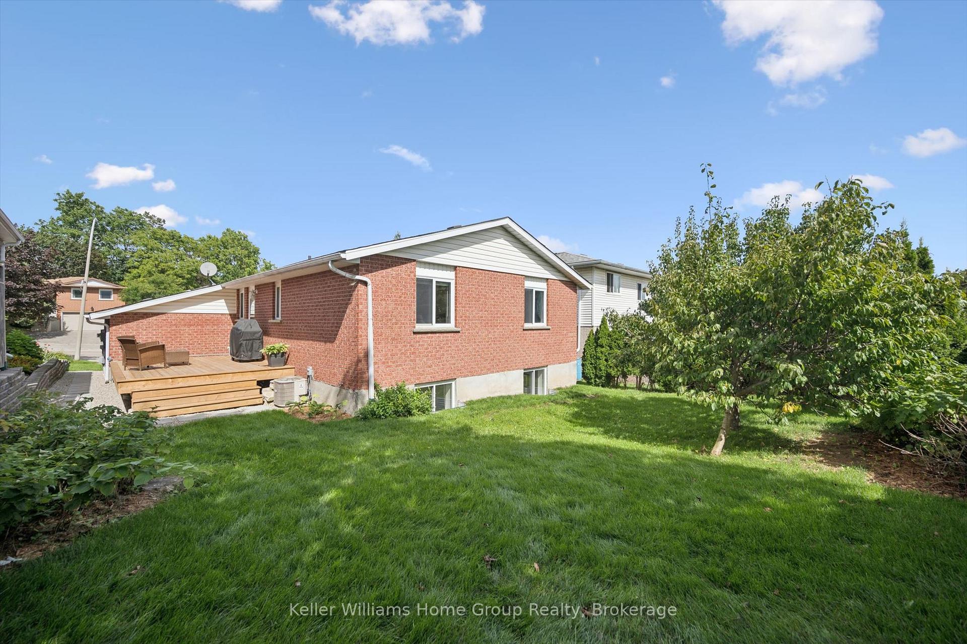 Photo 40 of 177 Eastforest Trail, Kitchener, Highland West — HOMEH