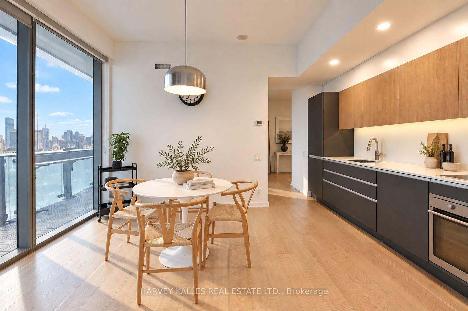 Photo 5 of Unit 3408, 390 Cherry Street, Toronto, Waterfront Communities — HOMEH