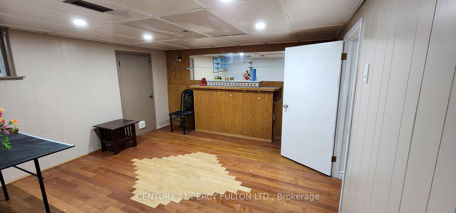 Front of Unit Basement, 86 Nelson Street