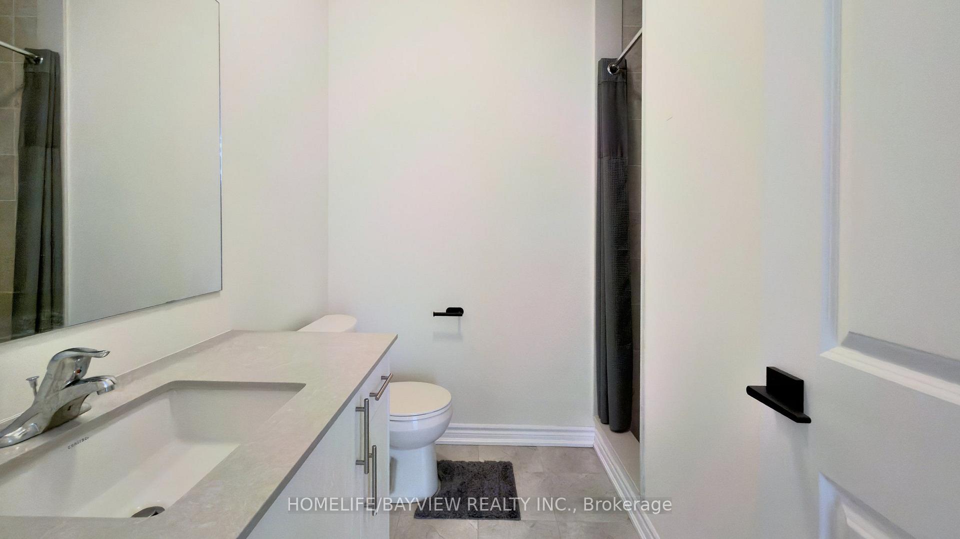 Photo 17 of 105 Halldorson Avenue, Aurora, Bayview Northeast — HOMEH