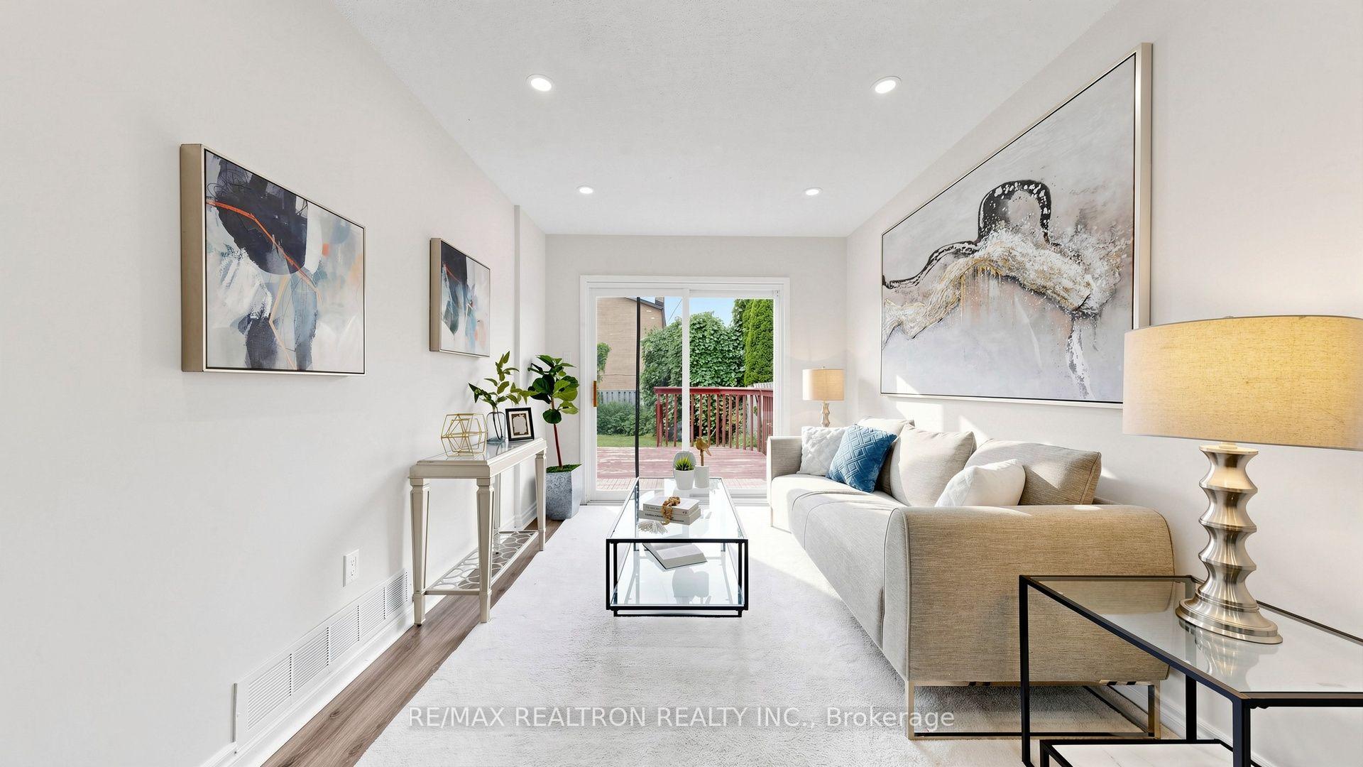 Photo 6 of 64 Dunbar Crescent, Markham, Milliken Mills East — HOMEH