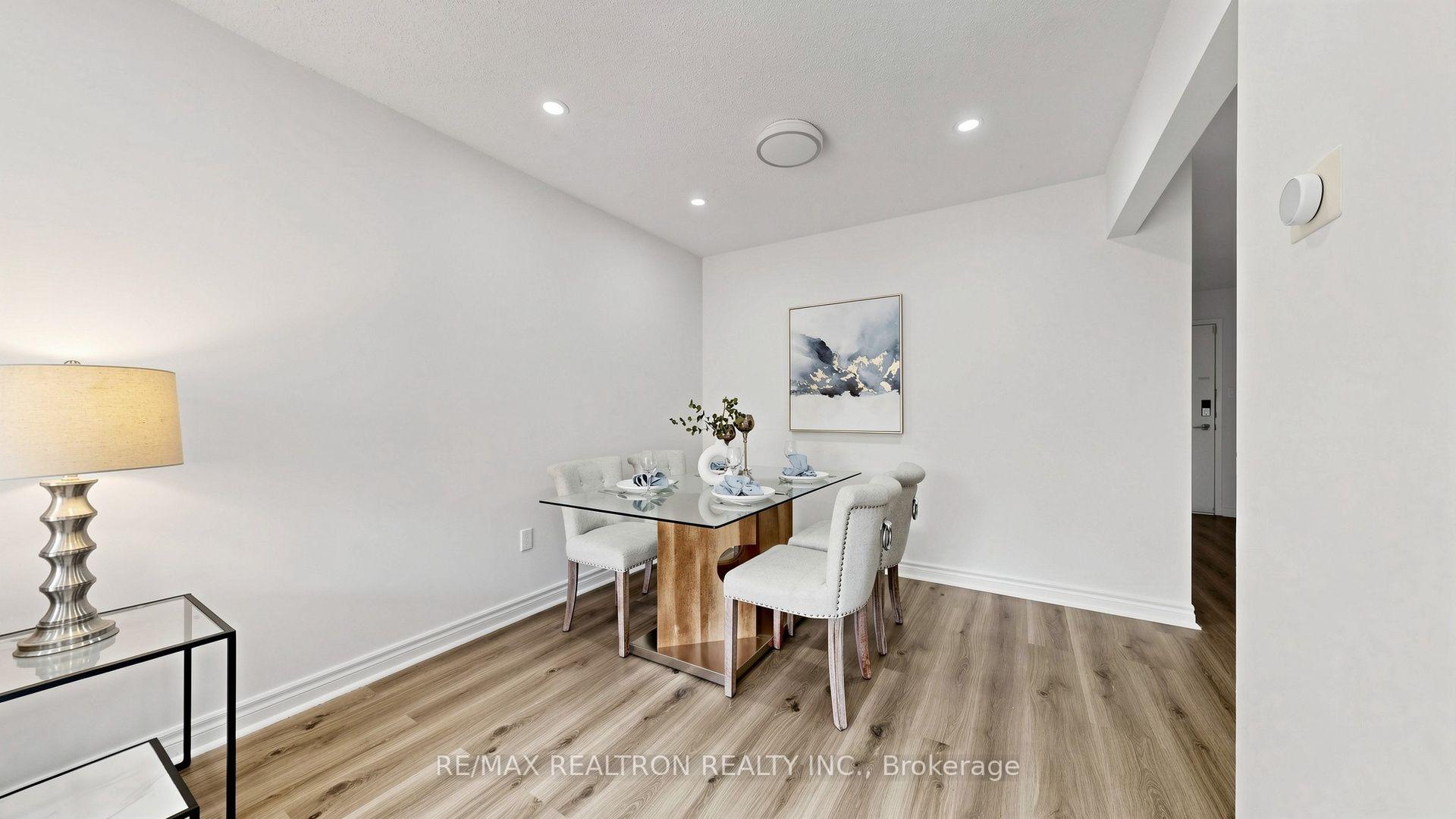 Photo 11 of 64 Dunbar Crescent, Markham, Milliken Mills East — HOMEH