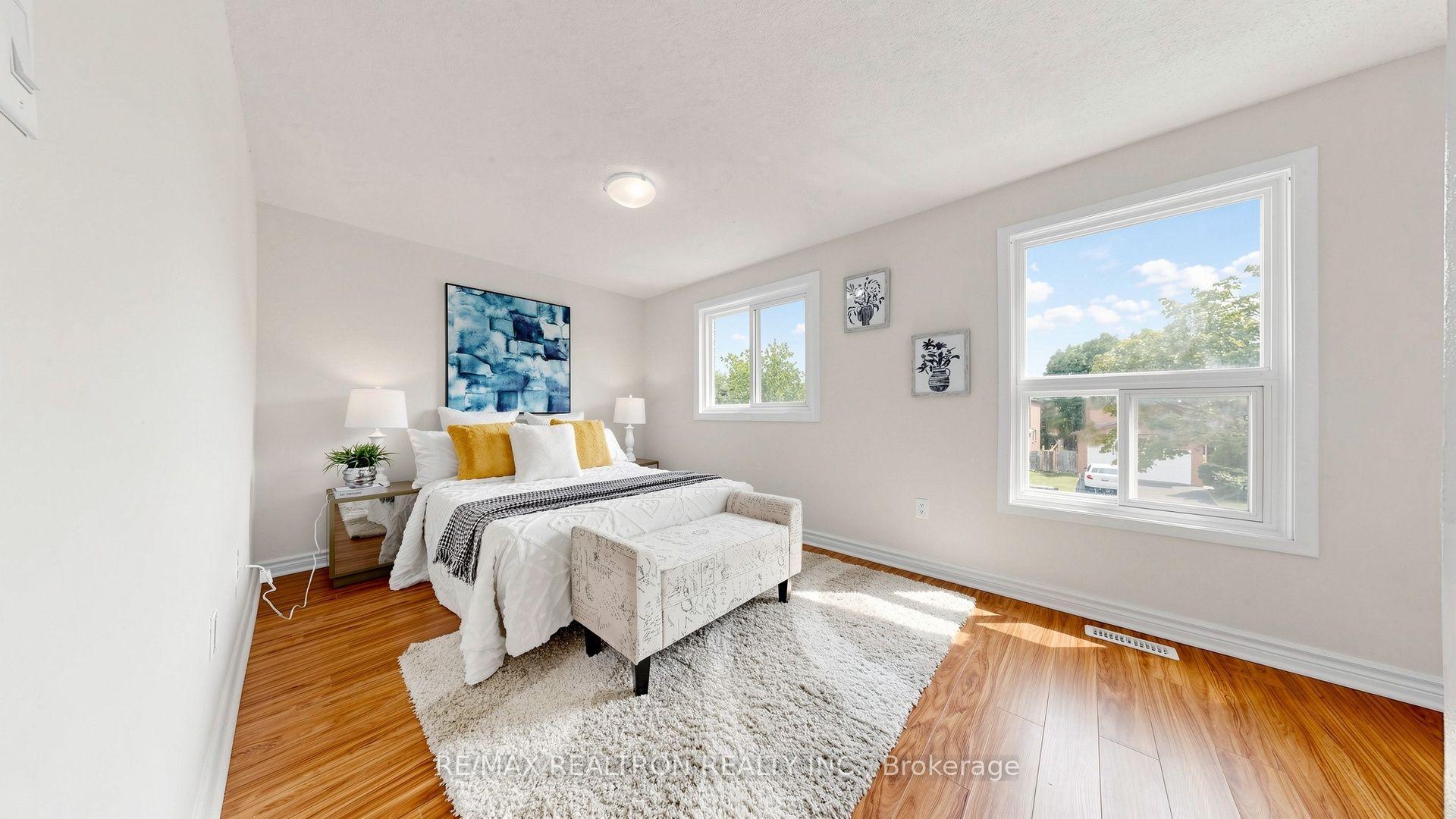 Photo 19 of 64 Dunbar Crescent, Markham, Milliken Mills East — HOMEH