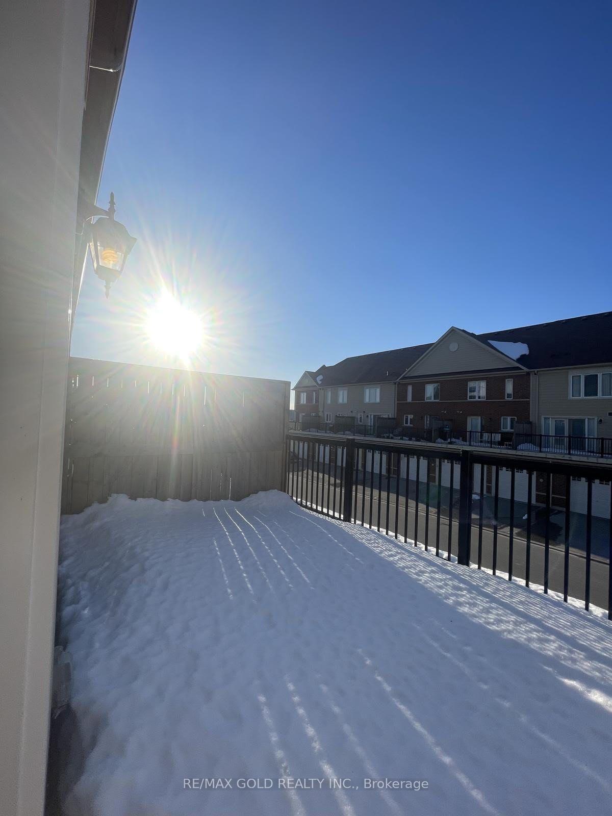 Photo 5 of Unit 215, 250 Sunny Meadow Boulevard, Brampton, Sandringham-Wellington — HOMEH