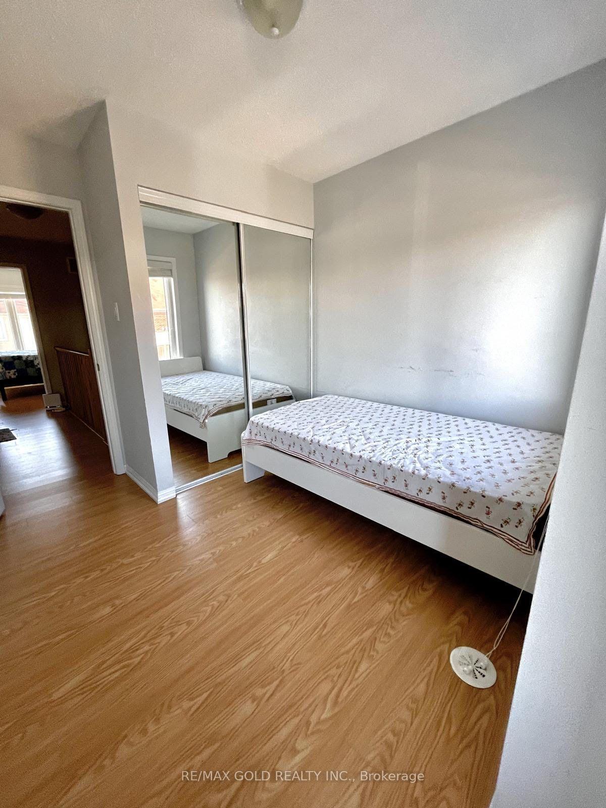 Photo 13 of Unit 215, 250 Sunny Meadow Boulevard, Brampton, Sandringham-Wellington — HOMEH
