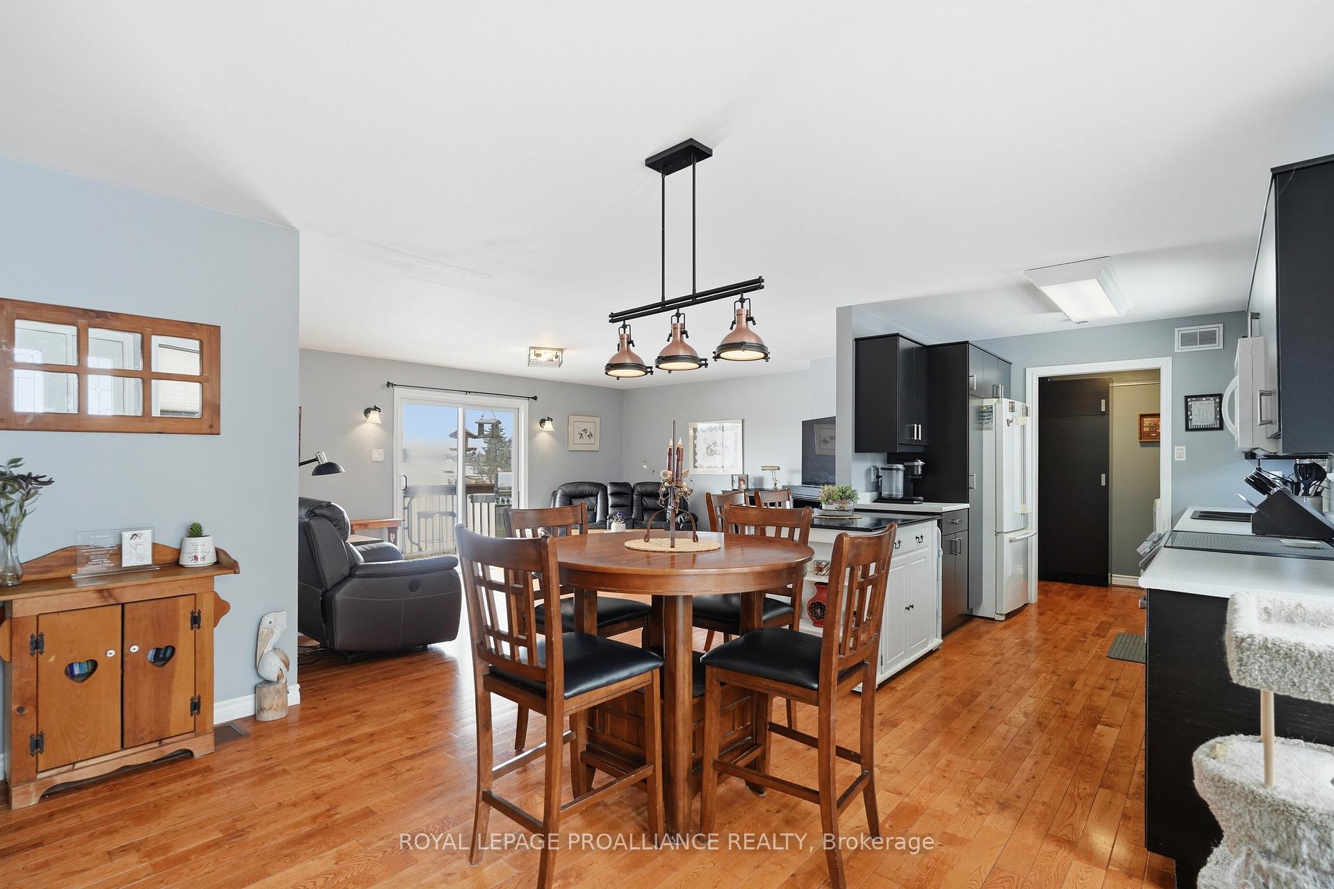 Photo 6 of 4395 Highway 7, Asphodel-Norwood, Norwood — HOMEH