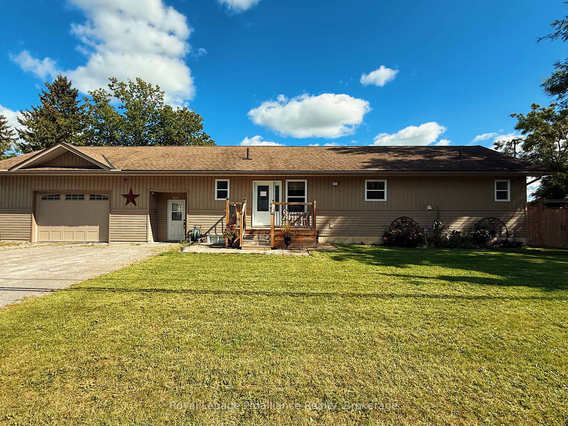 Photo 2 of 4395 Highway 7, Asphodel-Norwood, Norwood — HOMEH