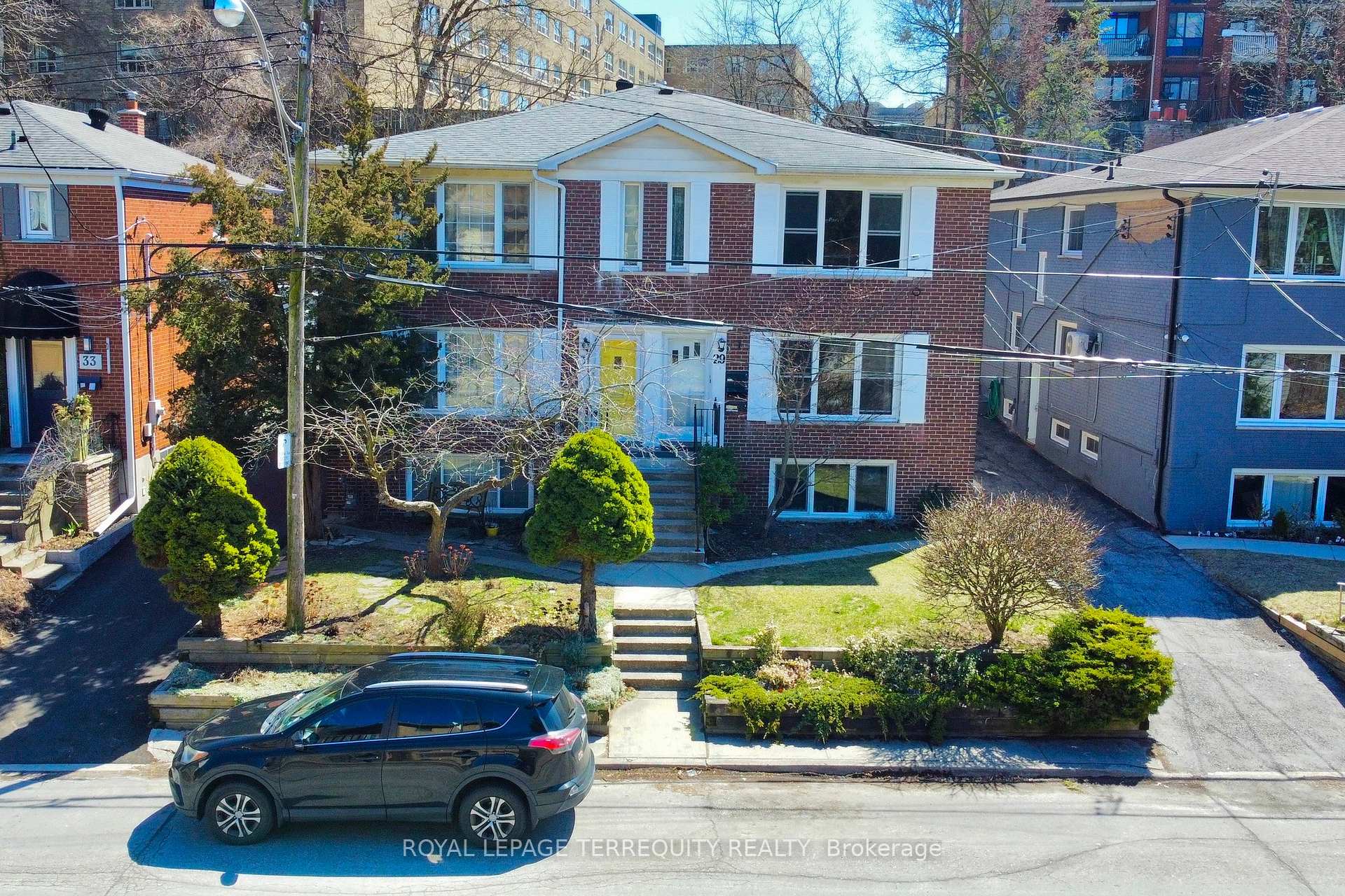 Photo 1 of 29 Love Crescent, Toronto, East End-Danforth — HOMEH