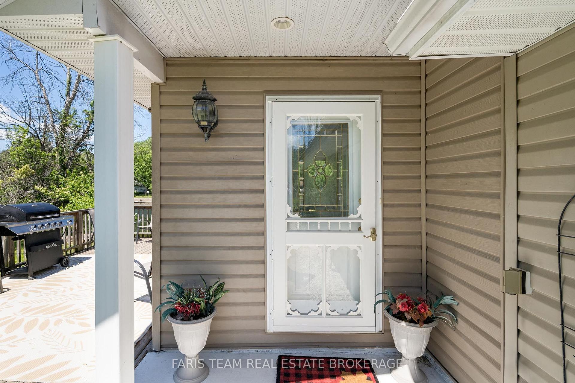 Photo 3 of 4654 Iron Bridge Lane, Severn, Washago — HOMEH