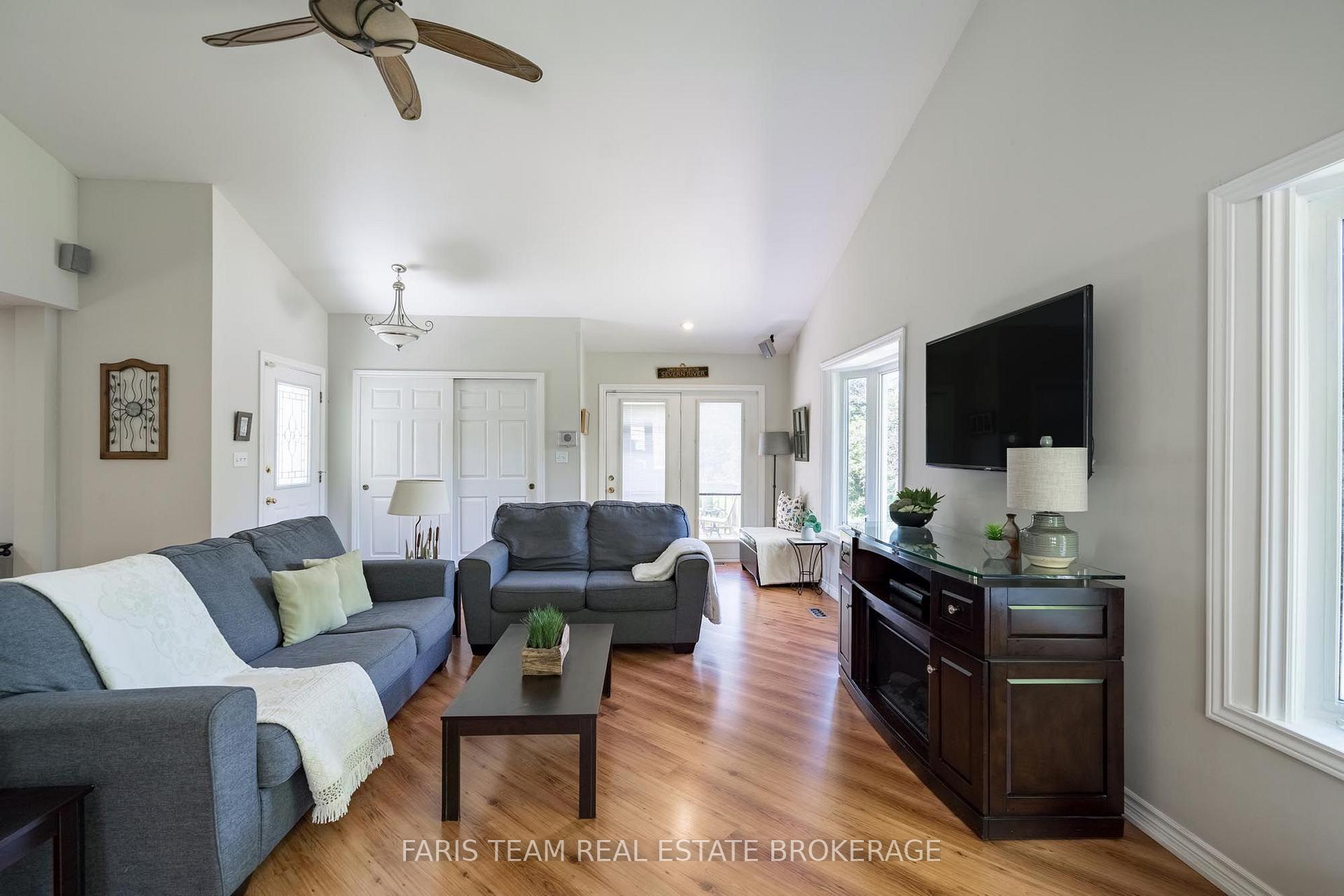 Photo 13 of 4654 Iron Bridge Lane, Severn, Washago — HOMEH
