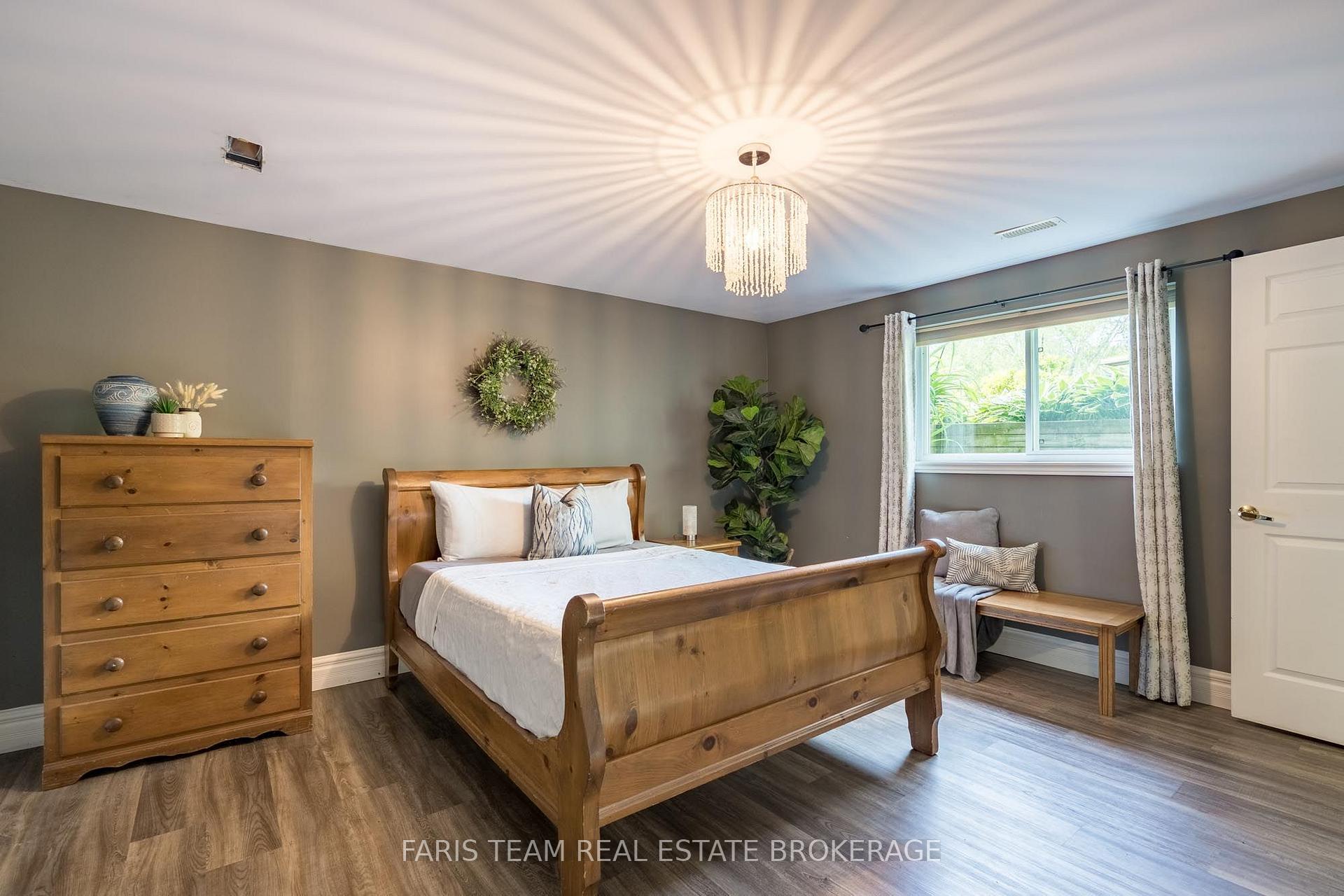 Photo 17 of 4654 Iron Bridge Lane, Severn, Washago — HOMEH