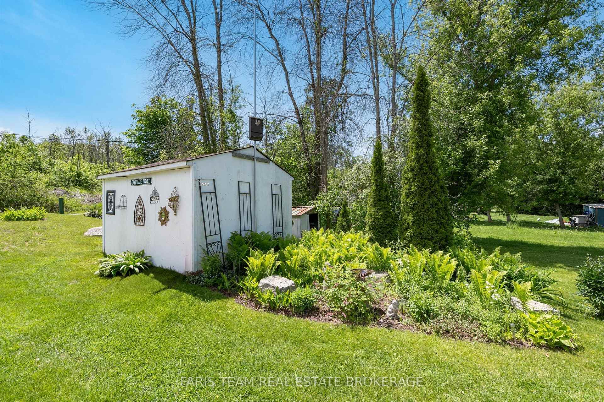 Photo 27 of 4654 Iron Bridge Lane, Severn, Washago — HOMEH