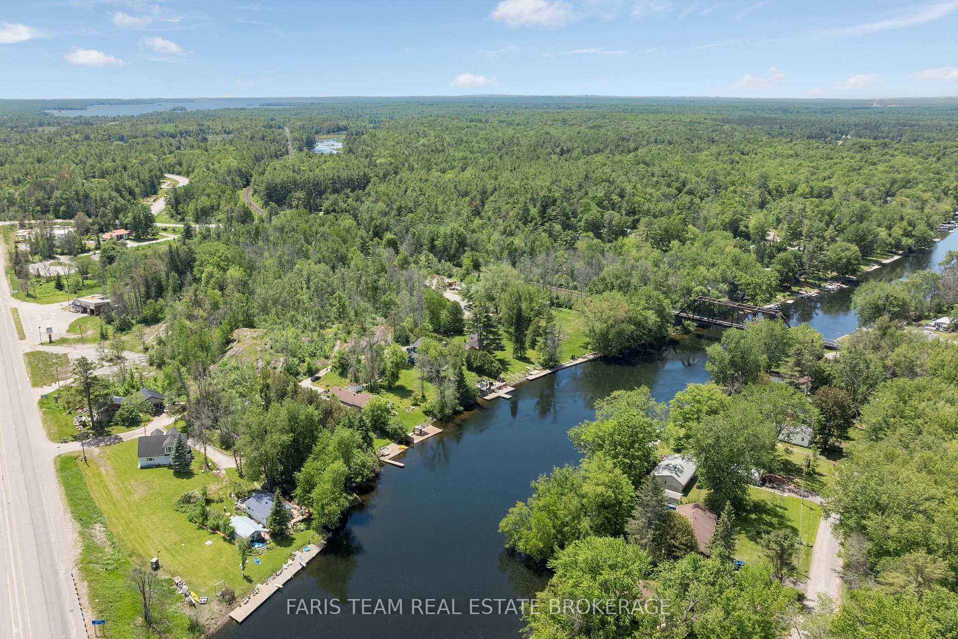 Photo 33 of 4654 Iron Bridge Lane, Severn, Washago — HOMEH