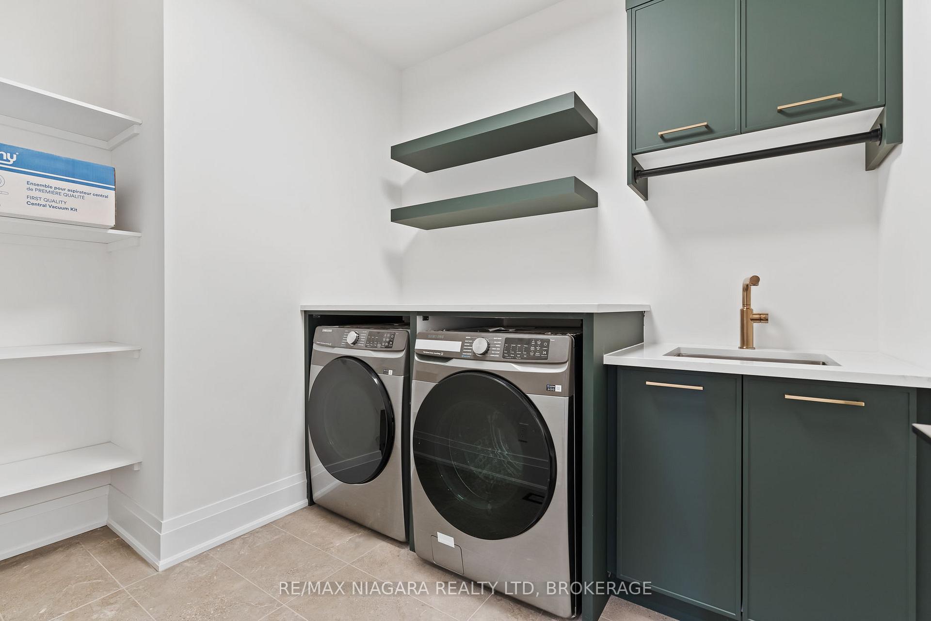 Photo 37 of 21 Accursi Crescent, Pelham, Fonthill — HOMEH