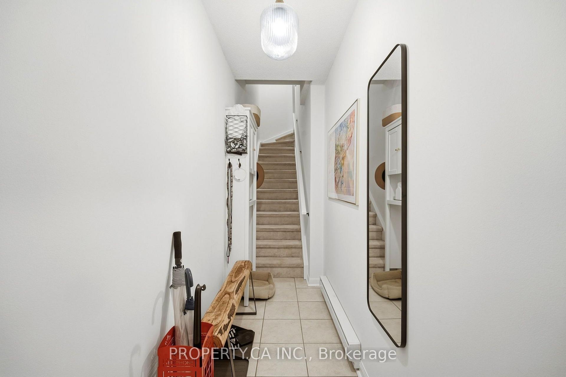 Photo 4 of Unit 118, 3 Everson Drive, North York, Willowdale East — HOMEH