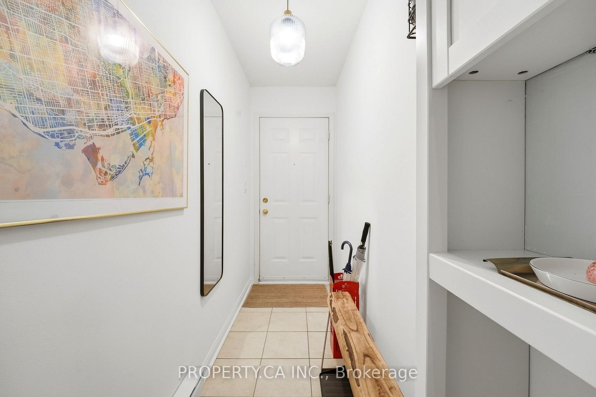 Photo 5 of Unit 118, 3 Everson Drive, North York, Willowdale East — HOMEH
