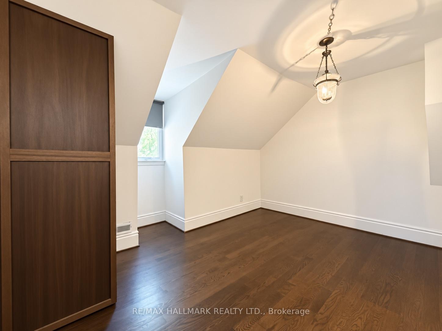 Photo 22 of 193 Boulton Avenue, Toronto, South Riverdale — HOMEH