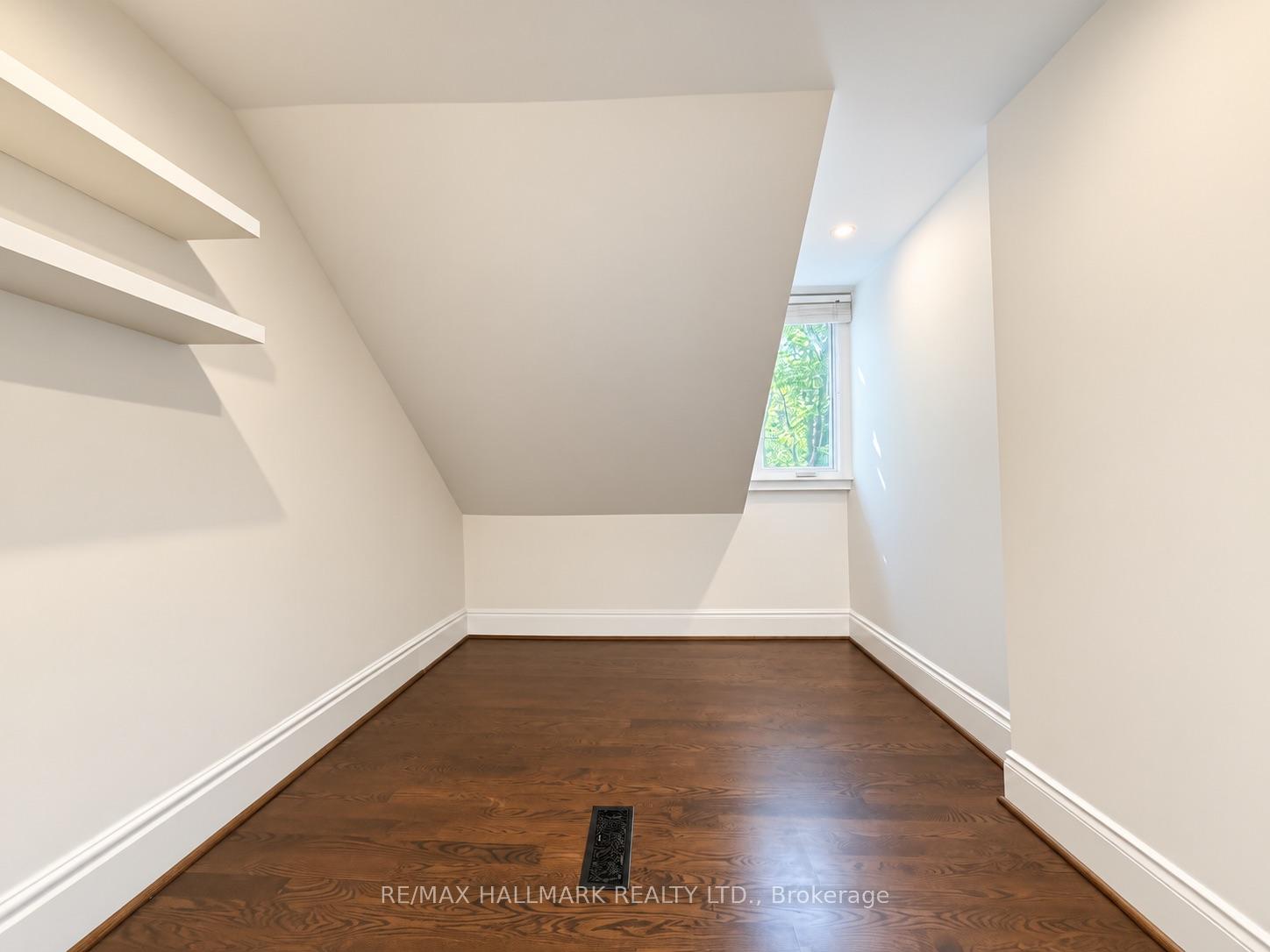 Photo 26 of 193 Boulton Avenue, Toronto, South Riverdale — HOMEH