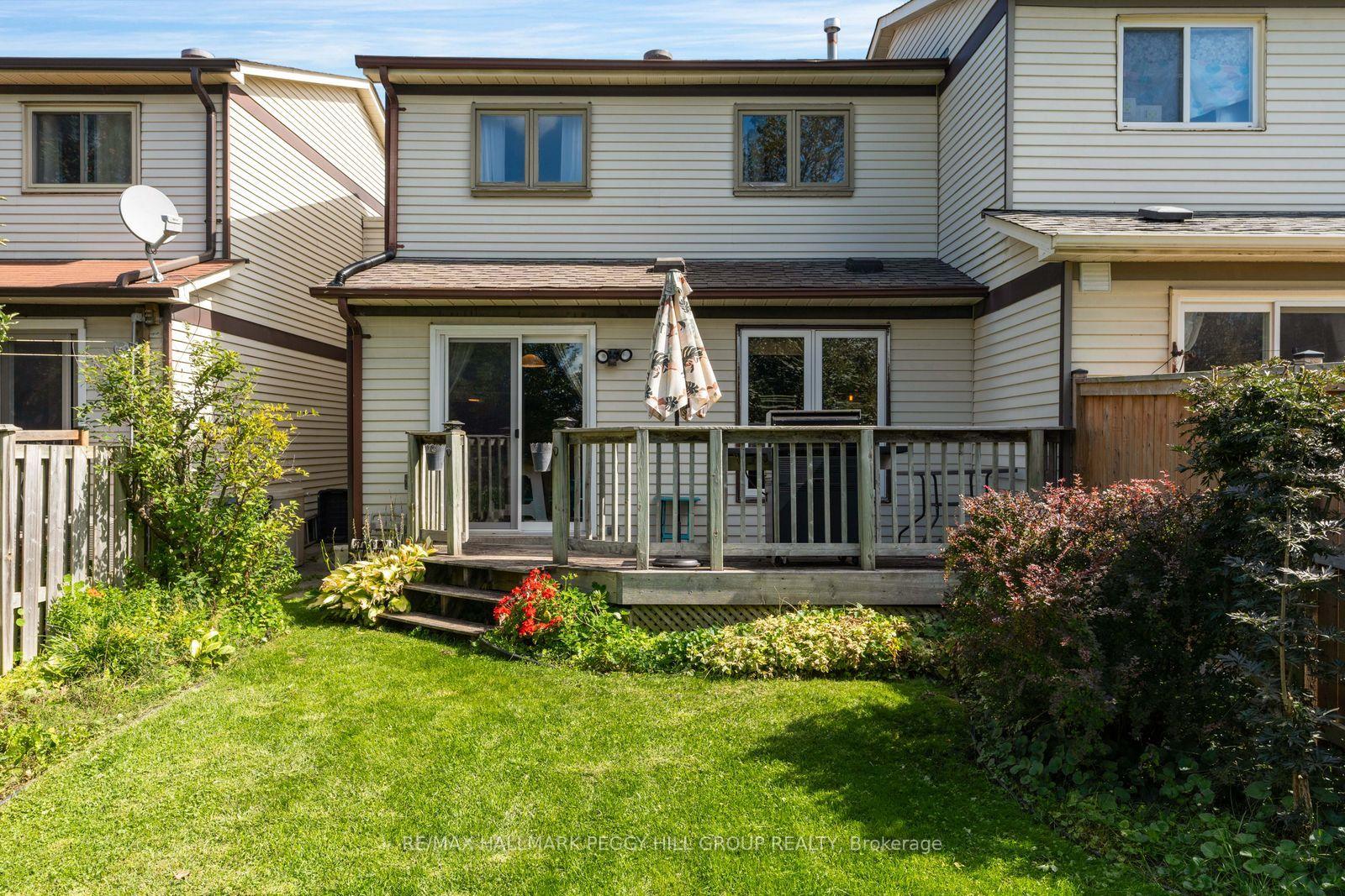Photo 12 of 47 Kipling Place, Barrie, Letitia Heights — HOMEH