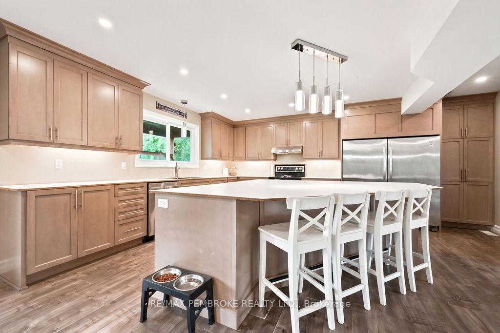 Photo 8 of 407 Latimer Road, North Grenville, North Grenville Twp (Kemptville East) — HOMEH