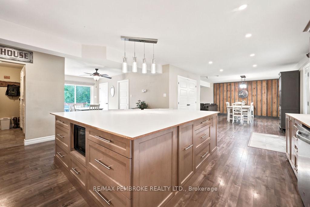 Photo 13 of 407 Latimer Road, North Grenville, North Grenville Twp (Kemptville East) — HOMEH