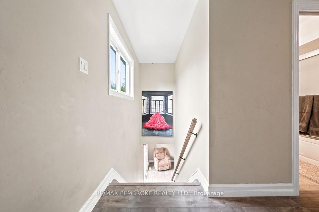 Photo 21 of 407 Latimer Road, North Grenville, North Grenville Twp (Kemptville East) — HOMEH