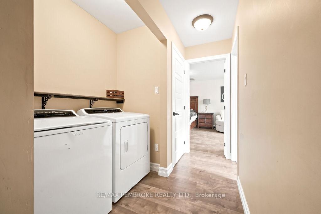 Photo 23 of 407 Latimer Road, North Grenville, North Grenville Twp (Kemptville East) — HOMEH