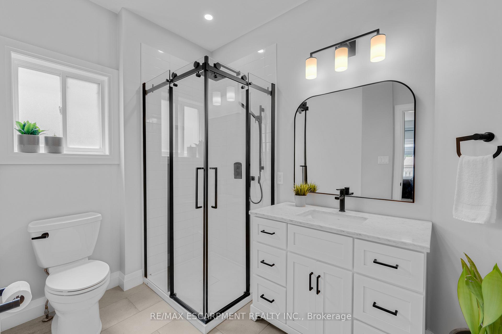 Photo 18 of 4014 Jarvis Crescent, Burlington, Rose — HOMEH
