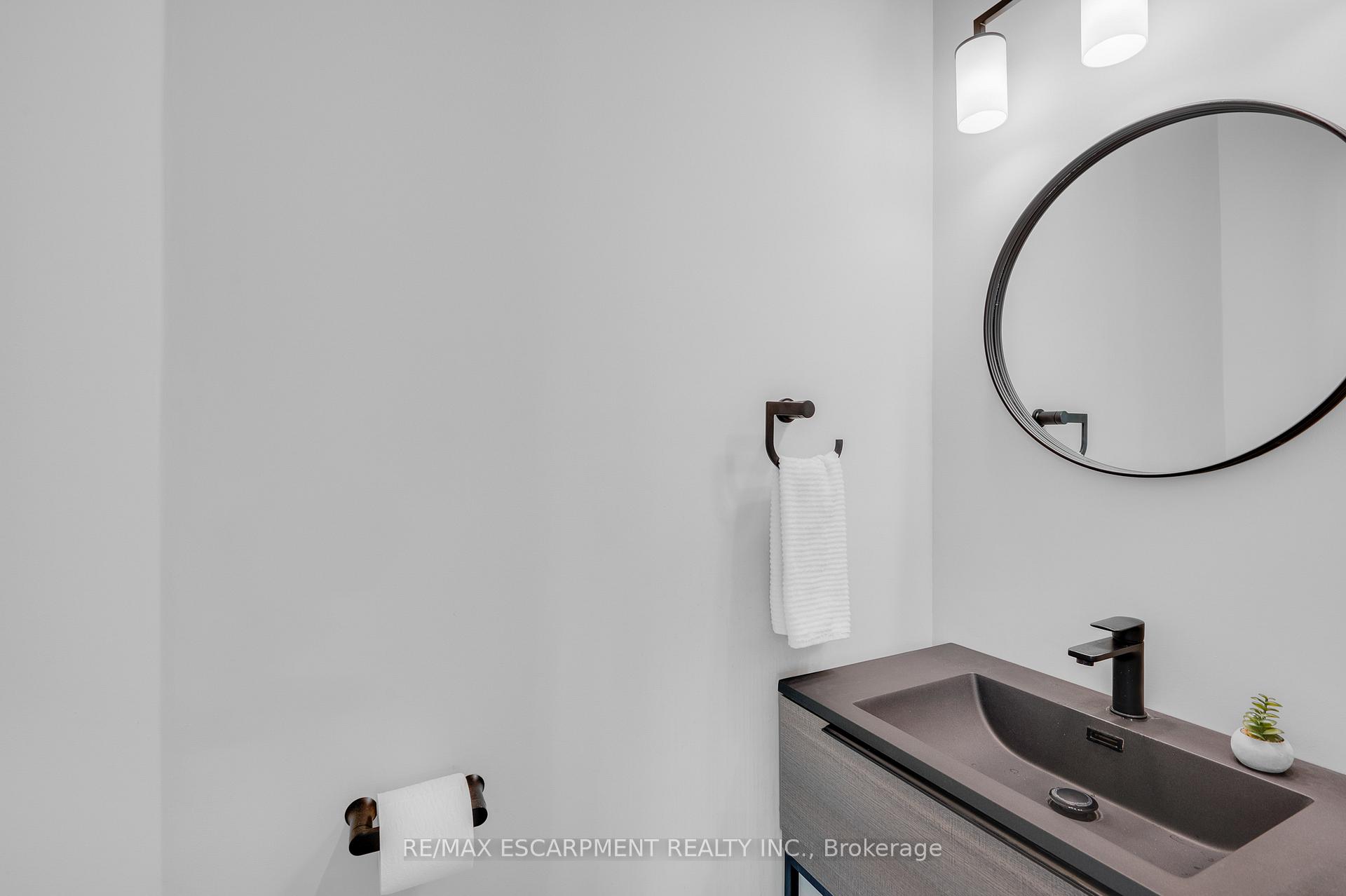 Photo 20 of 4014 Jarvis Crescent, Burlington, Rose — HOMEH