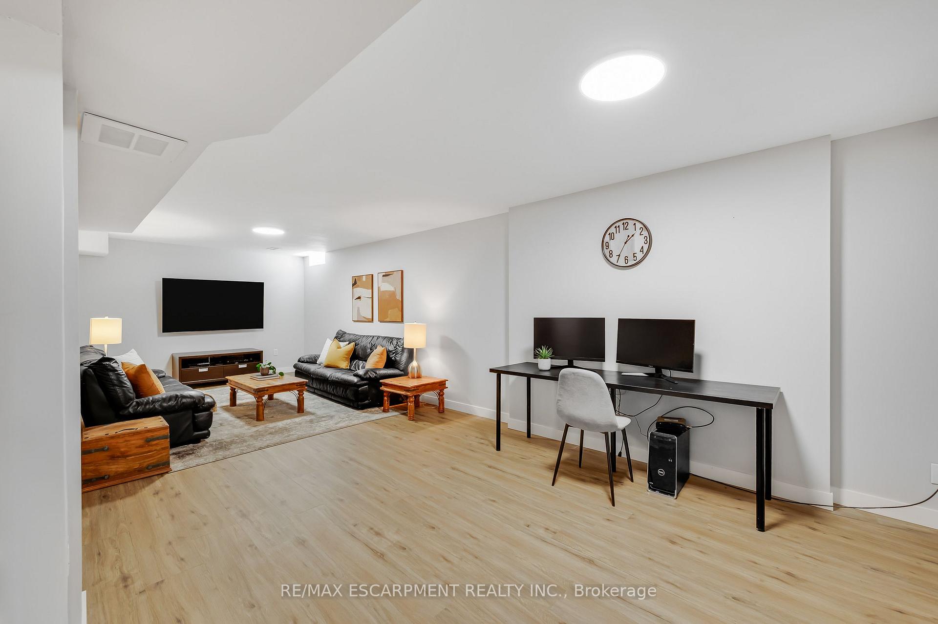 Photo 31 of 4014 Jarvis Crescent, Burlington, Rose — HOMEH