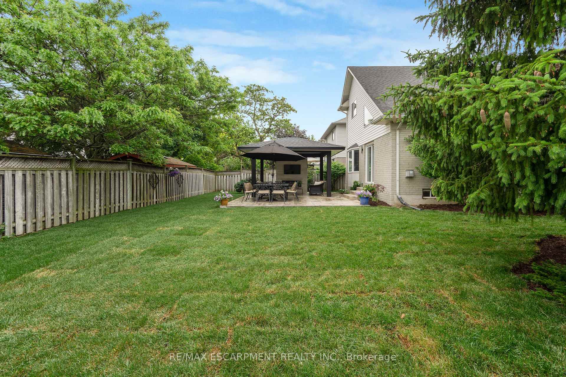 Photo 41 of 4014 Jarvis Crescent, Burlington, Rose — HOMEH