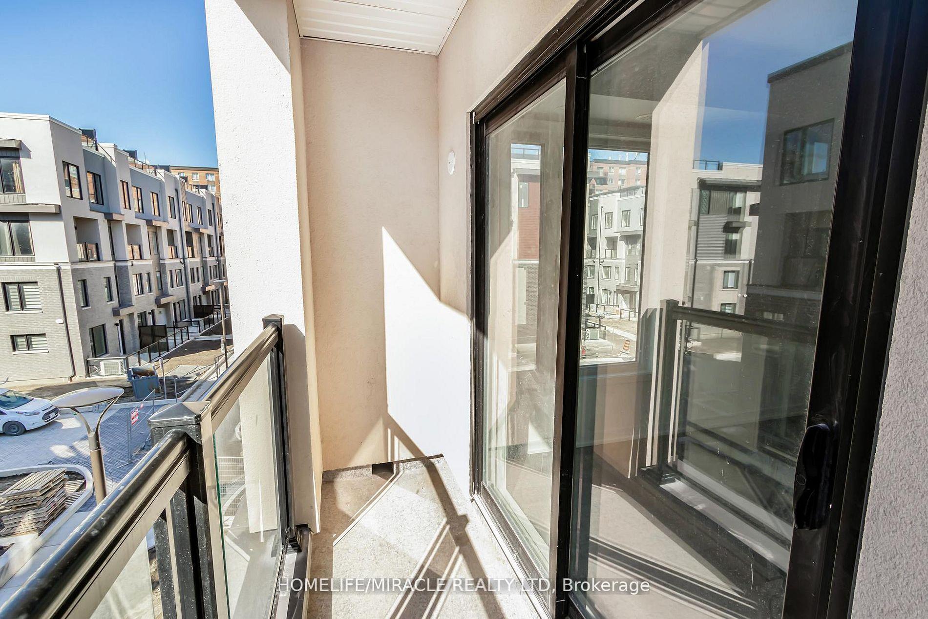 Photo 12 of Unit 16, 3415 Ridgeway Drive, Mississauga, Erin Mills — HOMEH