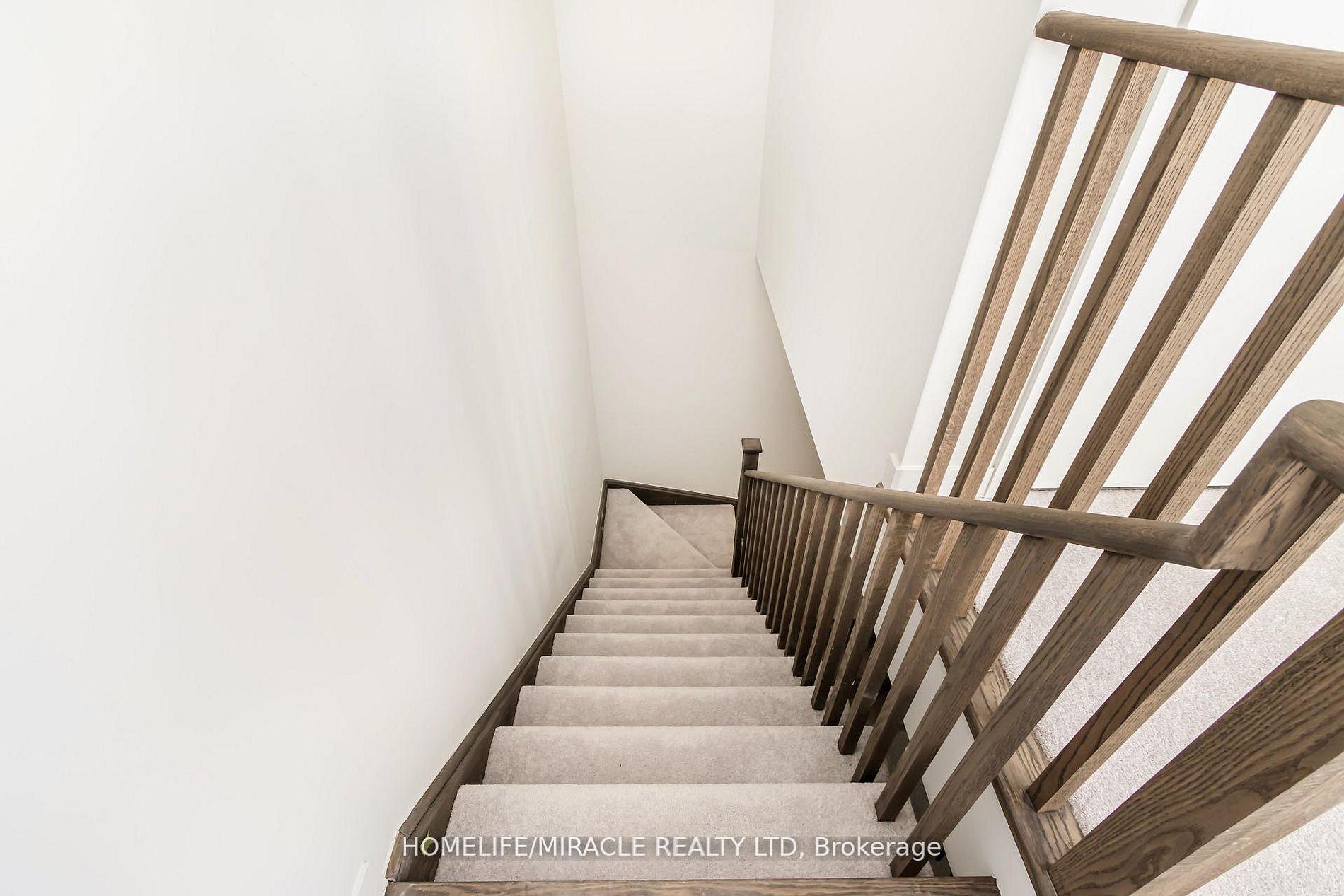Photo 39 of Unit 16, 3415 Ridgeway Drive, Mississauga, Erin Mills — HOMEH