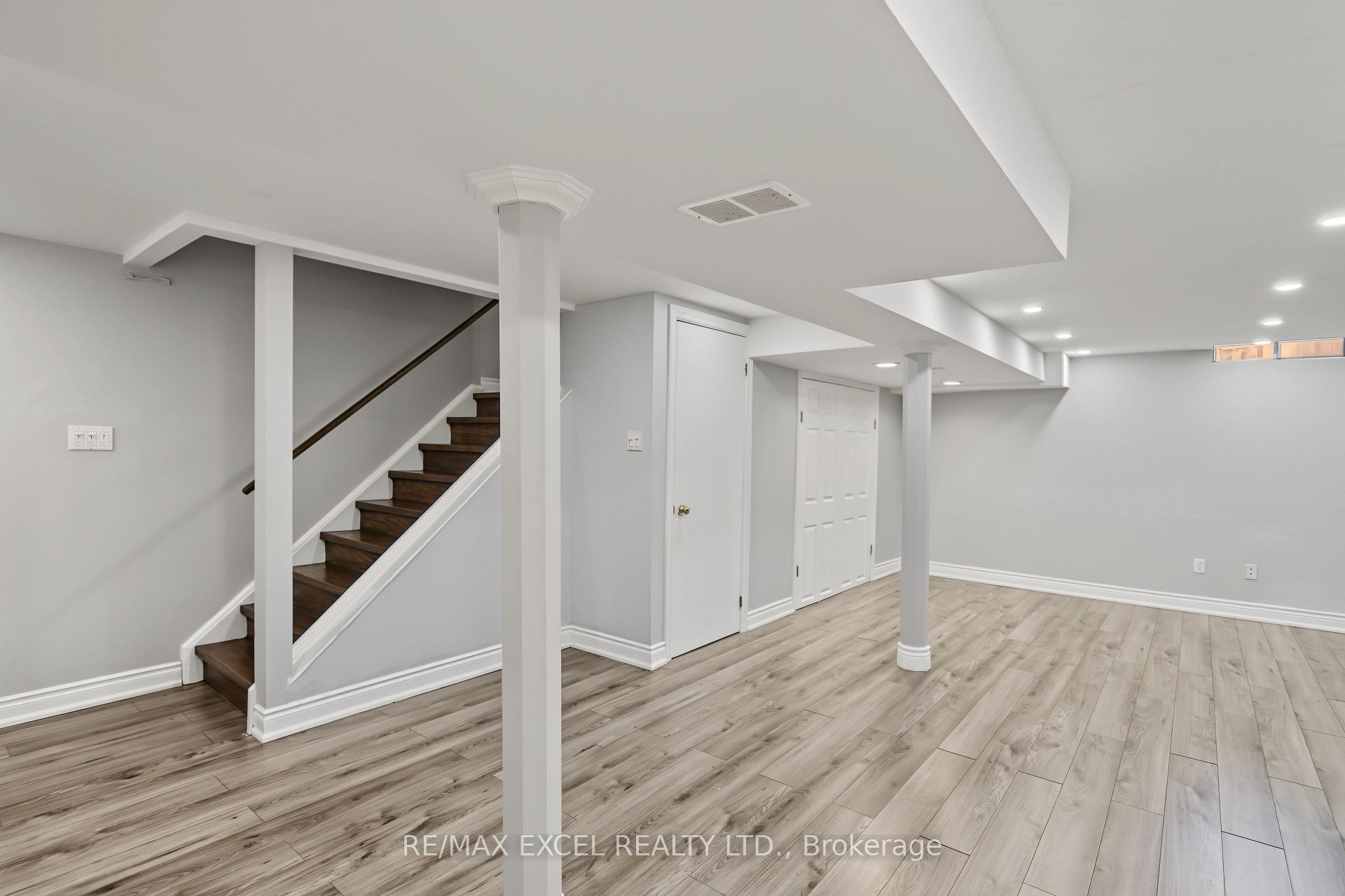 Photo 28 of 22 Horseshoe Drive, Whitby, Blue Grass Meadows — HOMEH