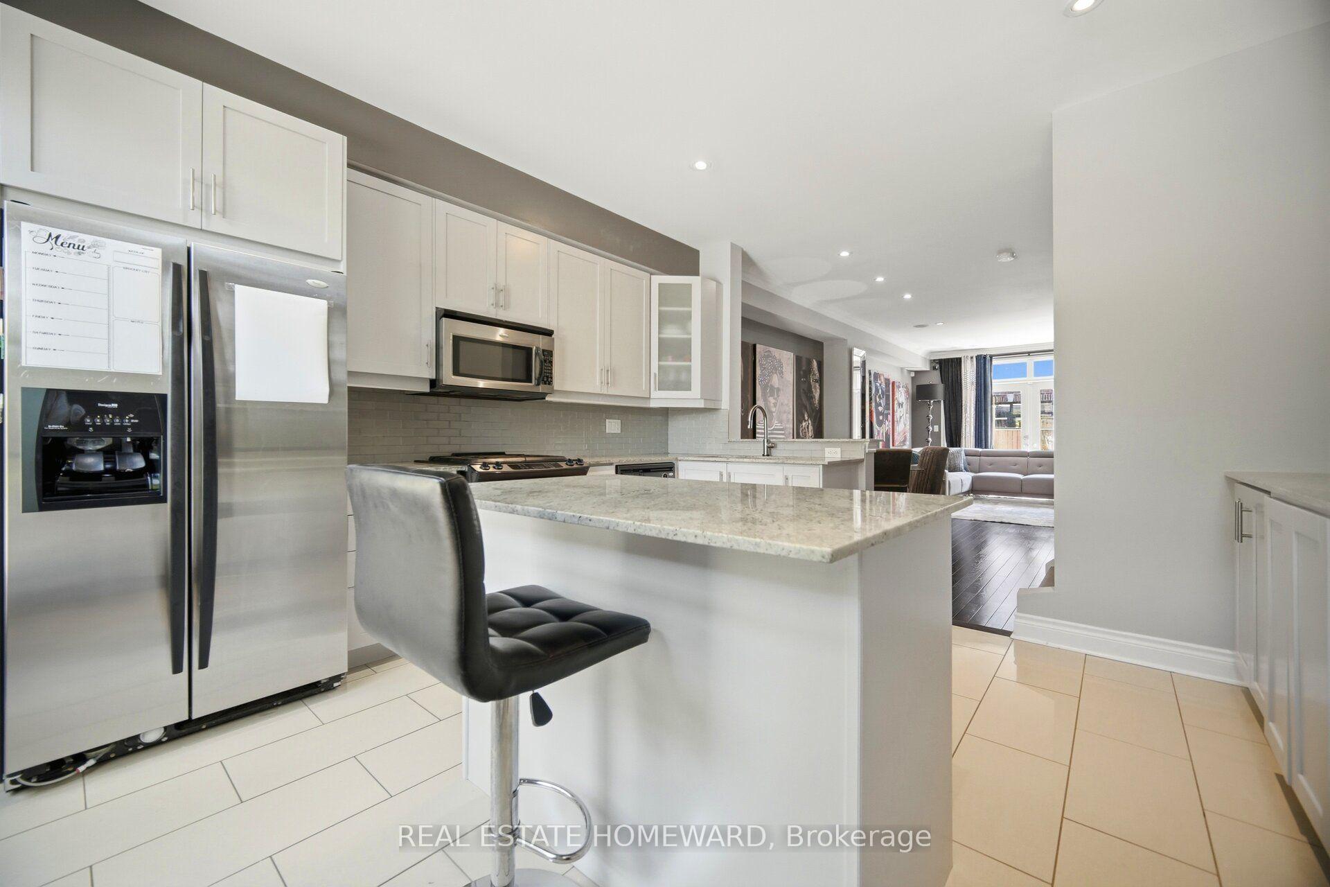 Photo 15 of 62 Cormier Heights, Etobicoke, Mimico — HOMEH