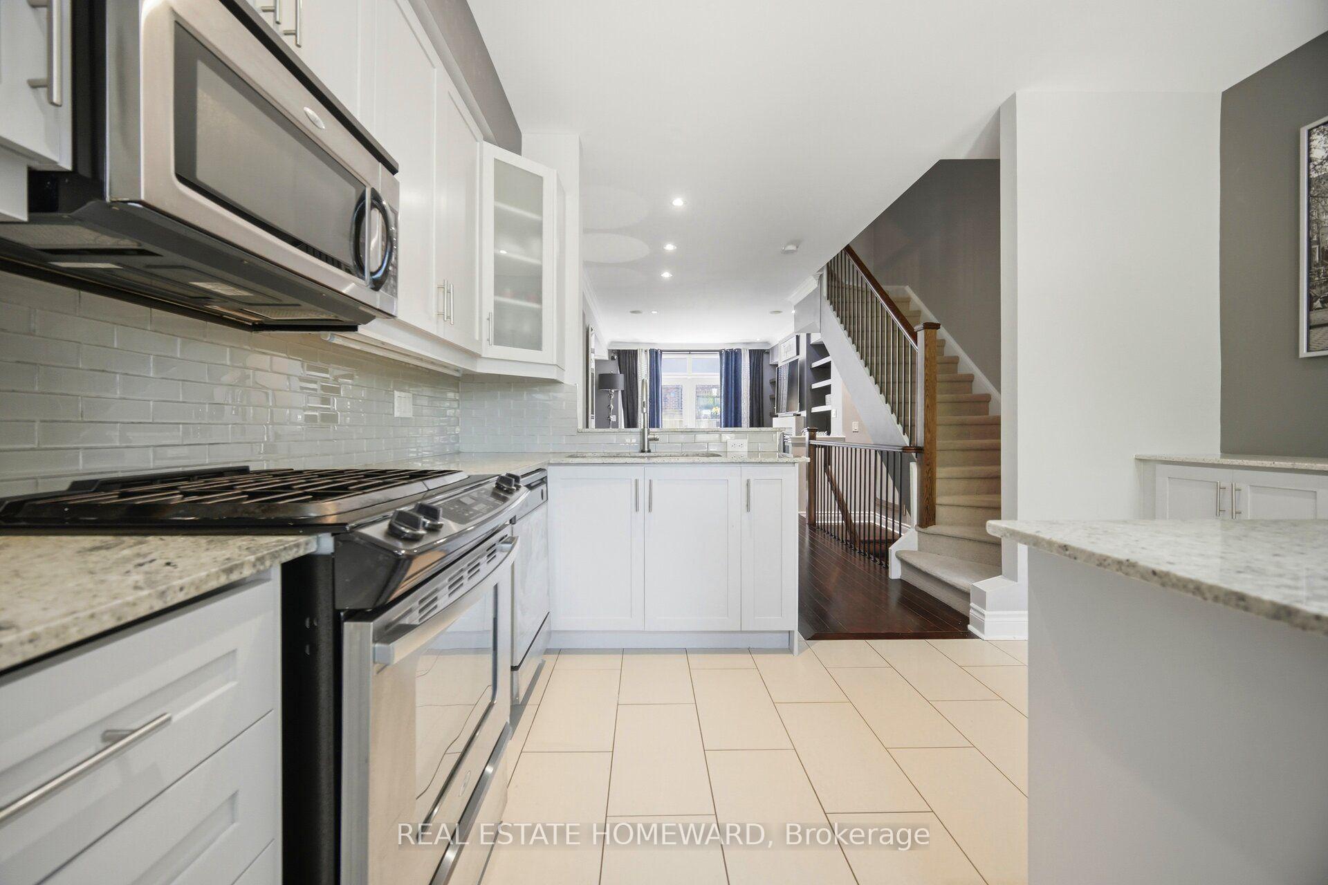 Photo 16 of 62 Cormier Heights, Etobicoke, Mimico — HOMEH