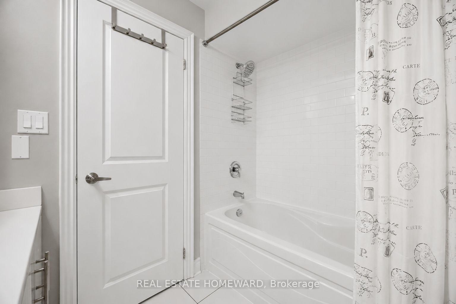 Photo 21 of 62 Cormier Heights, Etobicoke, Mimico — HOMEH