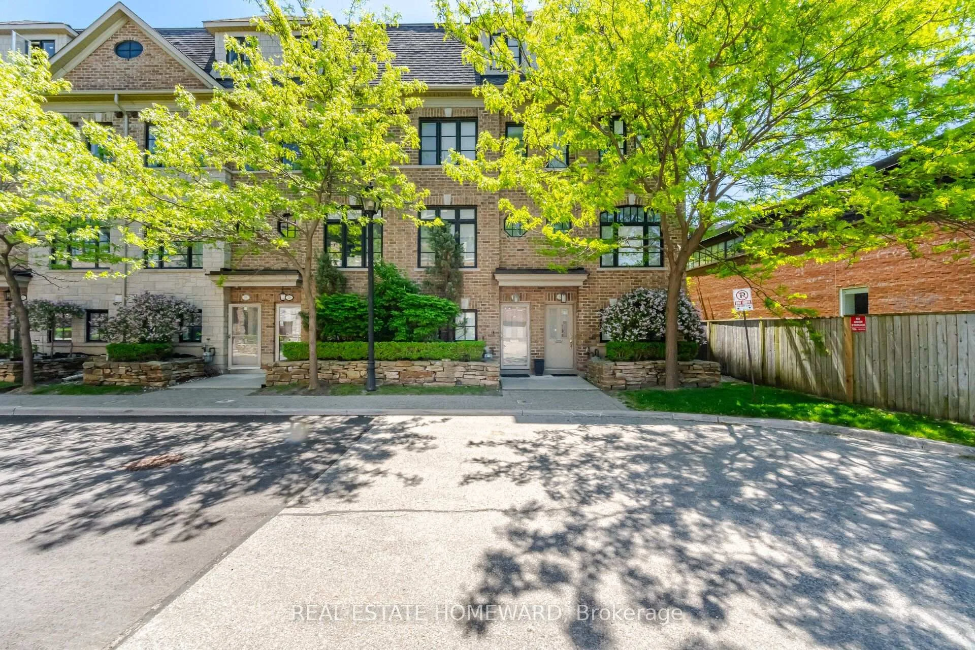 Photo 52 of 62 Cormier Heights, Etobicoke, Mimico — HOMEH