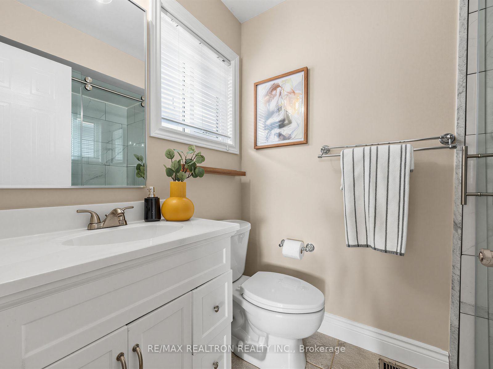 Photo 23 of 80 Oke Road, Clarington, Courtice — HOMEH