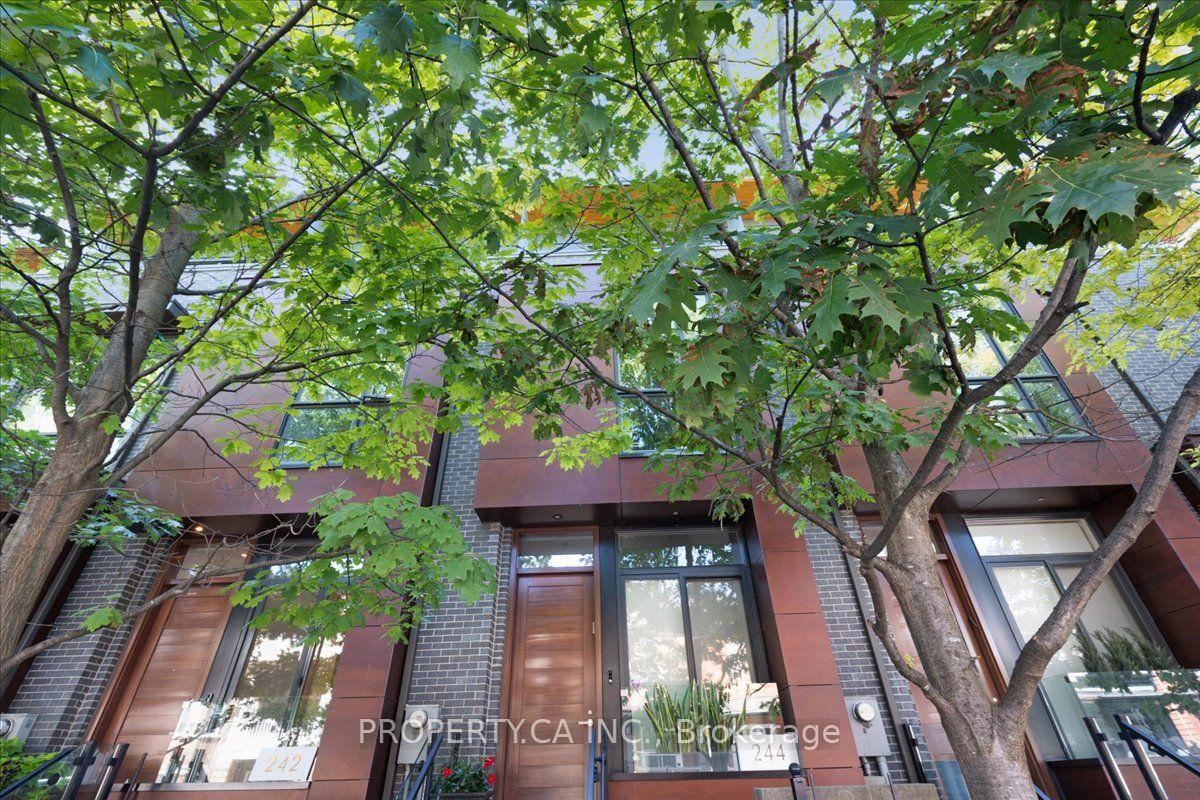Photo 2 of 224 Manning Avenue, Toronto, Trinity-Bellwoods — HOMEH