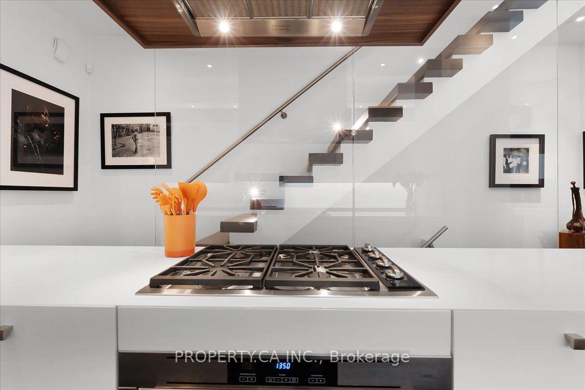 Photo 9 of 224 Manning Avenue, Toronto, Trinity-Bellwoods — HOMEH