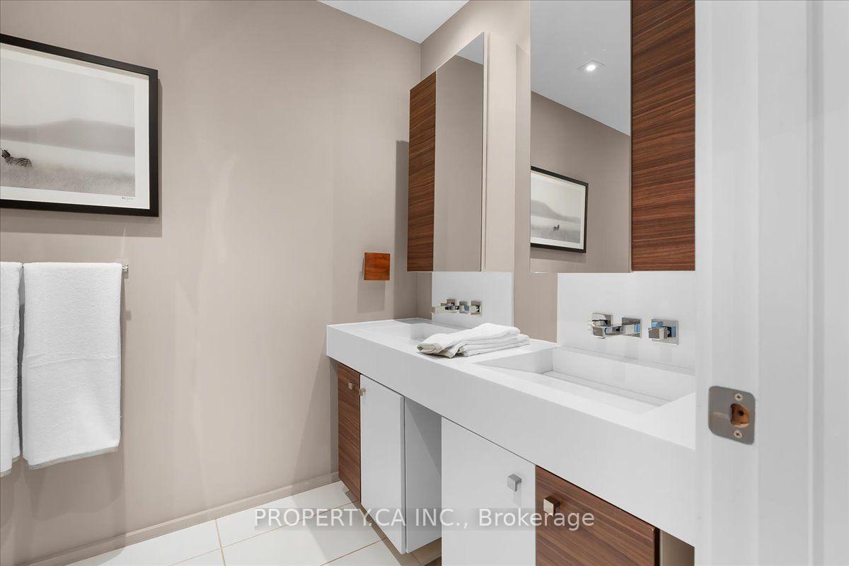 Photo 20 of 224 Manning Avenue, Toronto, Trinity-Bellwoods — HOMEH