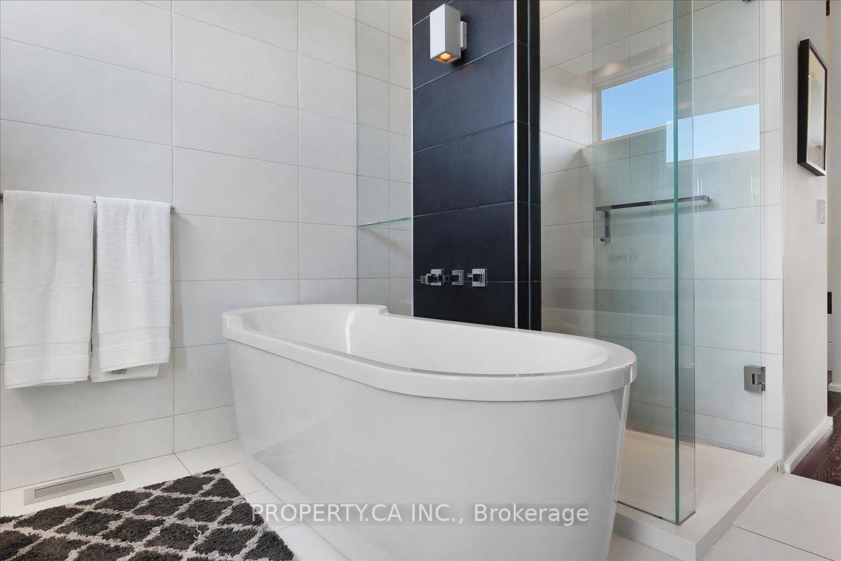 Photo 33 of 224 Manning Avenue, Toronto, Trinity-Bellwoods — HOMEH