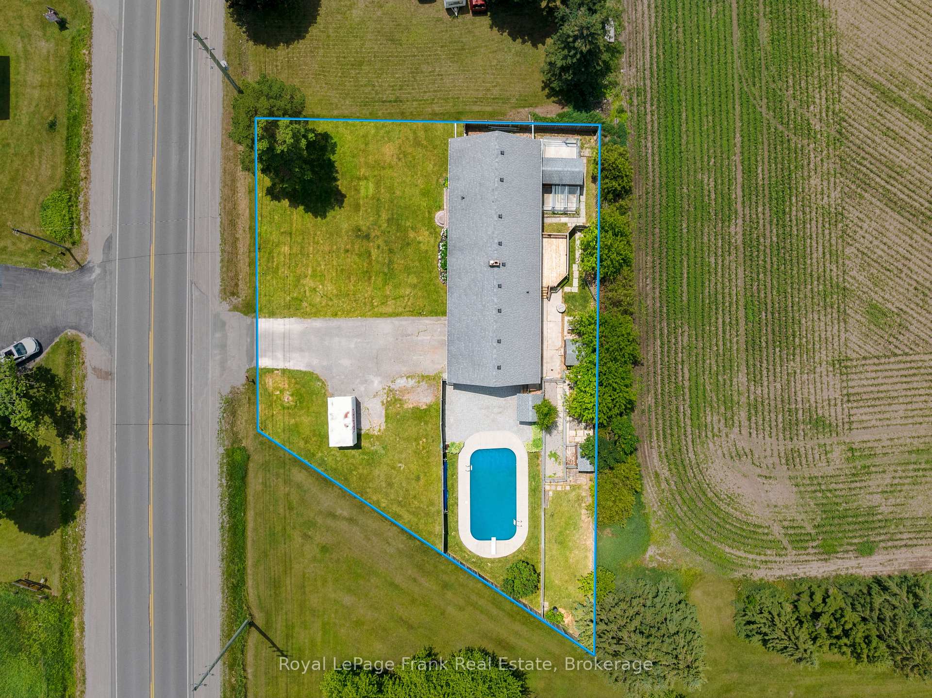Photo 3 of 1385 Highway 7A, Scugog, Port Perry — HOMEH