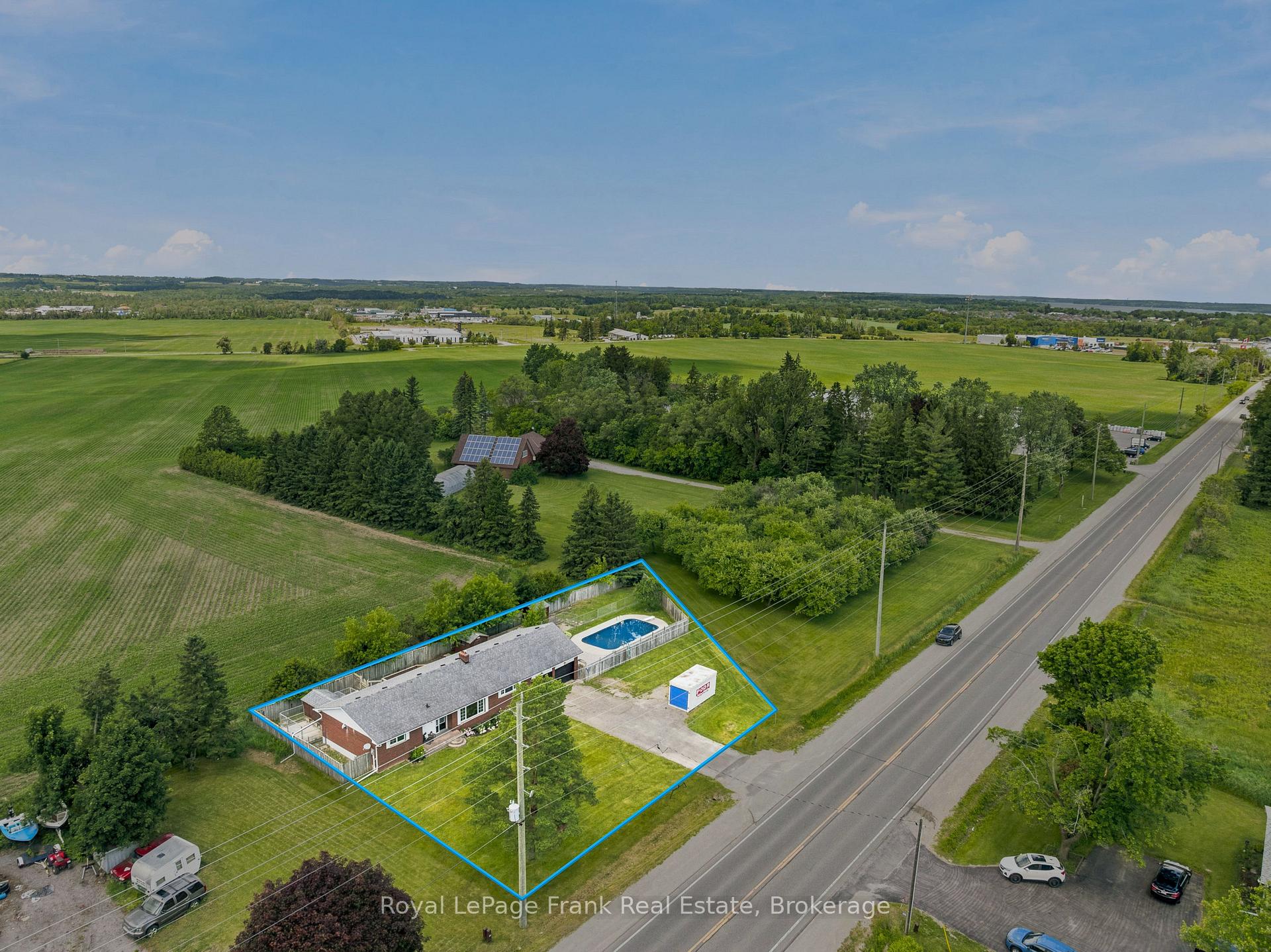 Photo 4 of 1385 Highway 7A, Scugog, Port Perry — HOMEH
